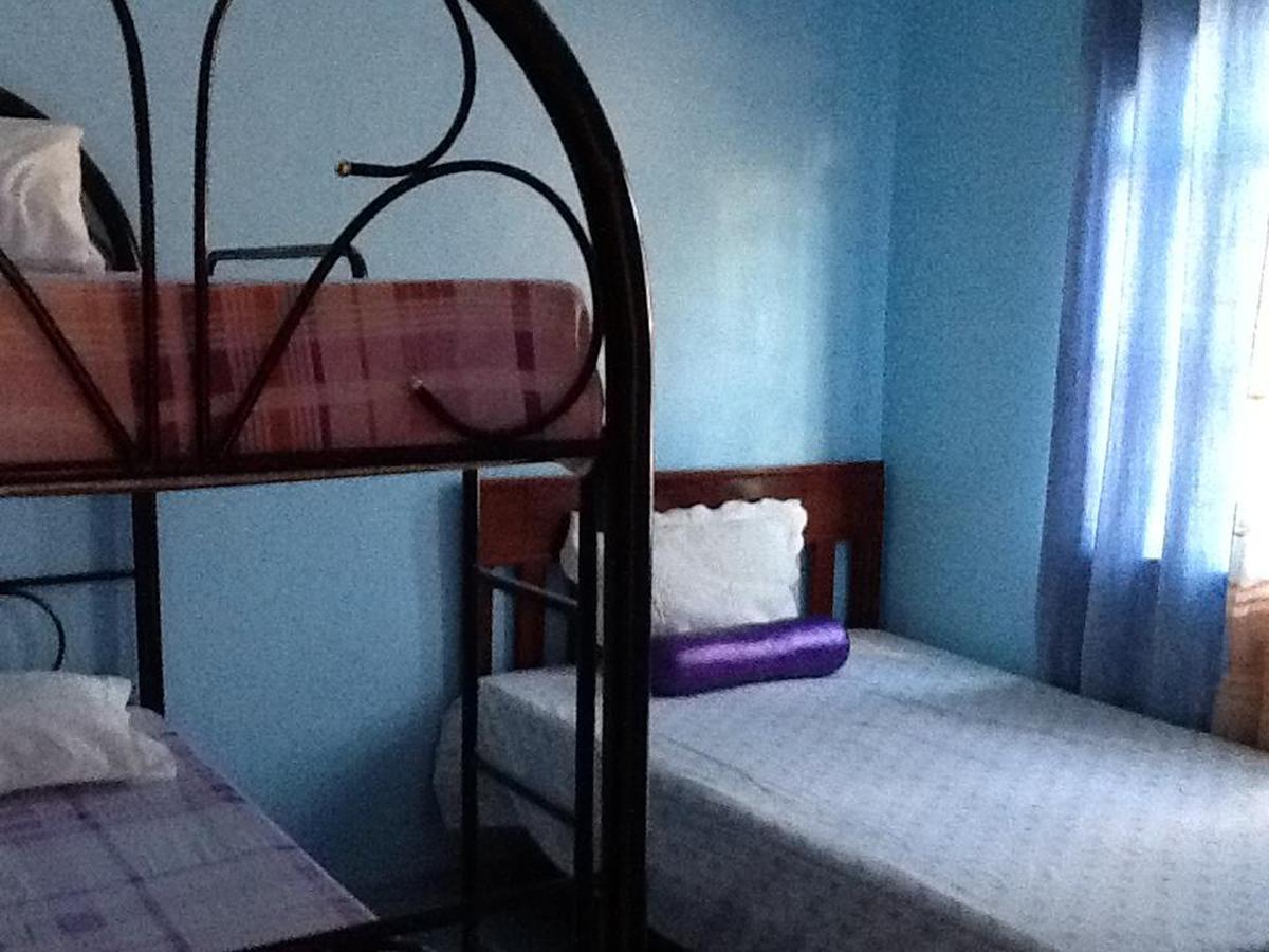 Bognot Lodge : Alvin Bognot Mt Pinatubo Guesthouse And Tours Santa Juliana Cameră foto